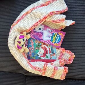 NWOT Little Kid Handmade off white wool blanket with 2 free books And 1 Toy